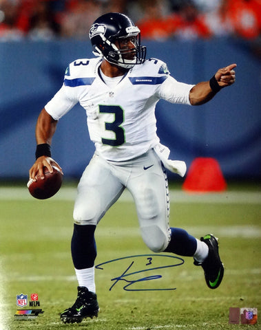 Russell Wilson Autographed 16x20 Photo Seattle Seahawks RW Holo Stock #95143