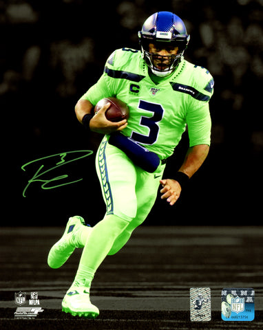 Russell Wilson Autographed 8x10 Photo Seattle Seahawks RW Holo Stock #159112