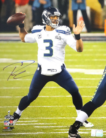 Russell Wilson Autographed 16x20 Photo Seattle Seahawks Super Bowl RW Holo Stock #74641