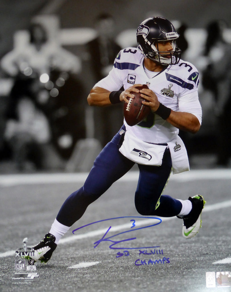 Russell Wilson Autographed 16x20 Photo Seattle Seahawks Super Bowl "SB XLVIII Champs" RW Holo Stock #105131