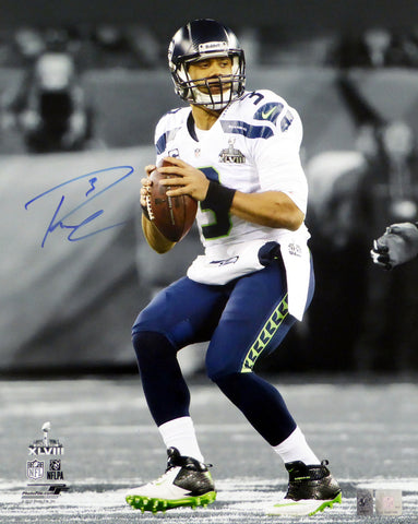 Russell Wilson Autographed 16x20 Photo Seattle Seahawks Super Bowl RW Holo Stock #106944